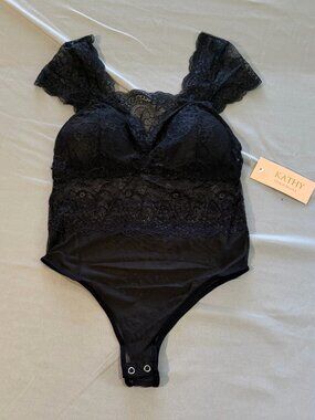 Kathy Women’s Floral Lace Bodysuit Sheer Black Padded Bra Size S/M New With Tags